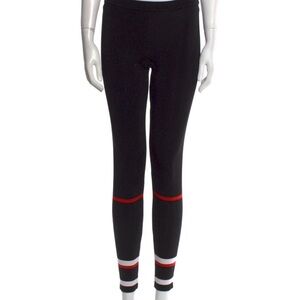 Givenchy Womens Leggings
Waist:25.5”
Hip:26.5”
Rise:8.75”
Inseam:26.75”